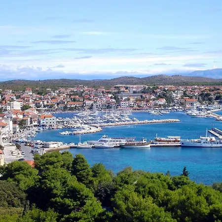 Guest house With A Parking Space 14563 Vodice